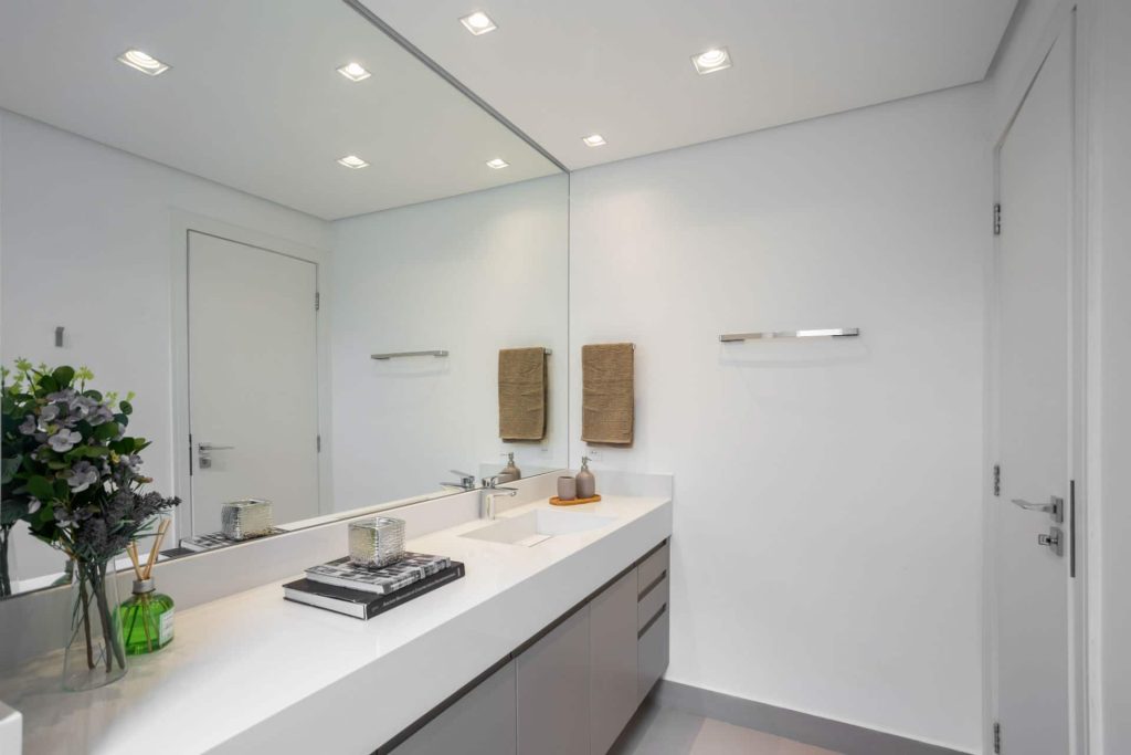 07-APARTAMENTO-REFORMADO-CASA-UNIQUE-SP-ITAIM-JESUINO-BANHO-SUITE2-1B