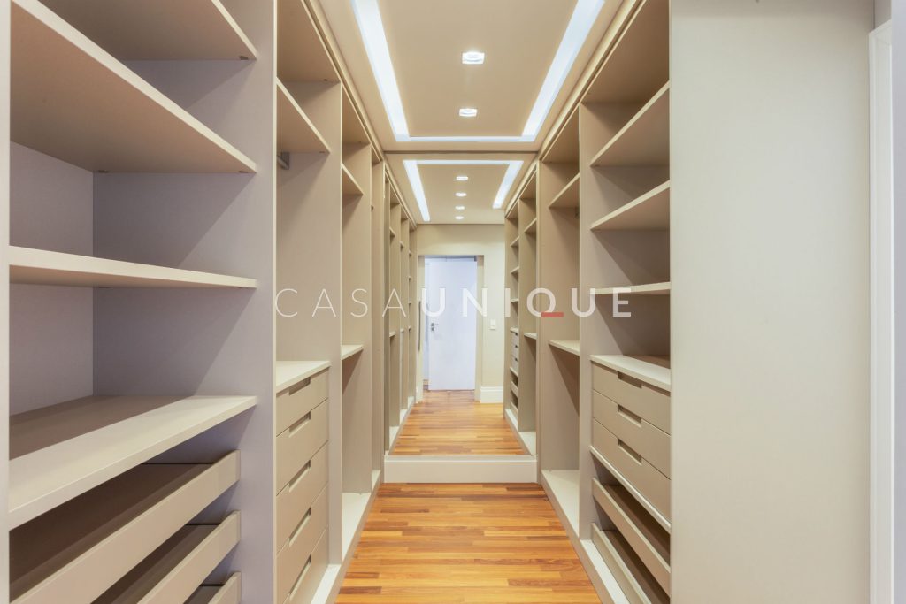 APARTAMENTO-REFORMADO-CASA-UNIQUE-SP-JARDINS-BELA-CINTRA-1714-CLOSET-M-01