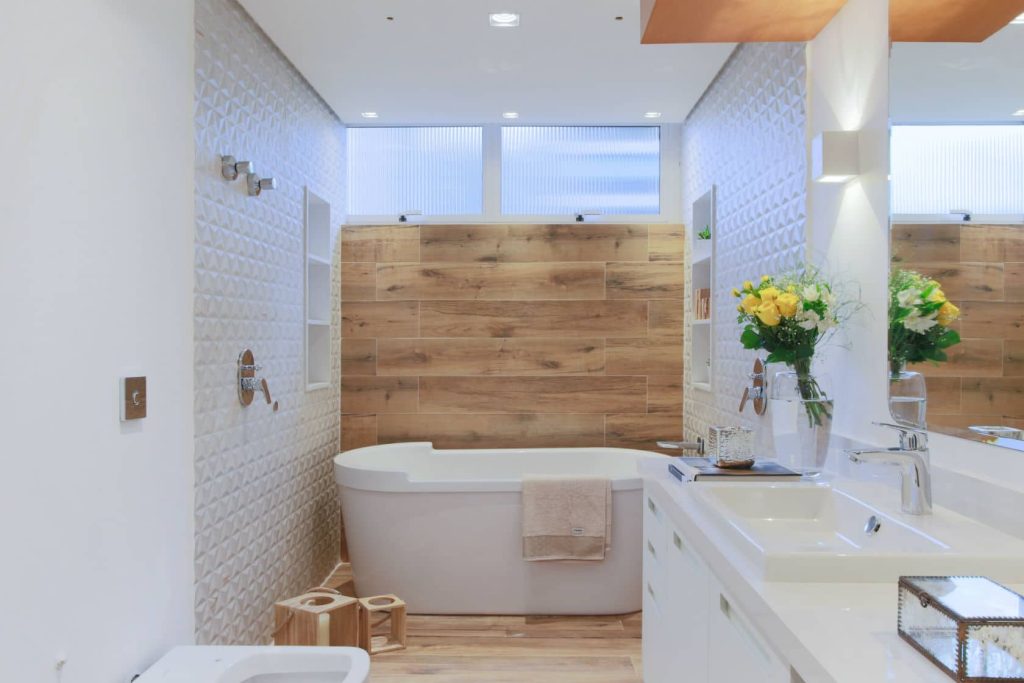 Apartamento-amplo-e-iluminado-em-rua-arborizada-e-tranquila (1)