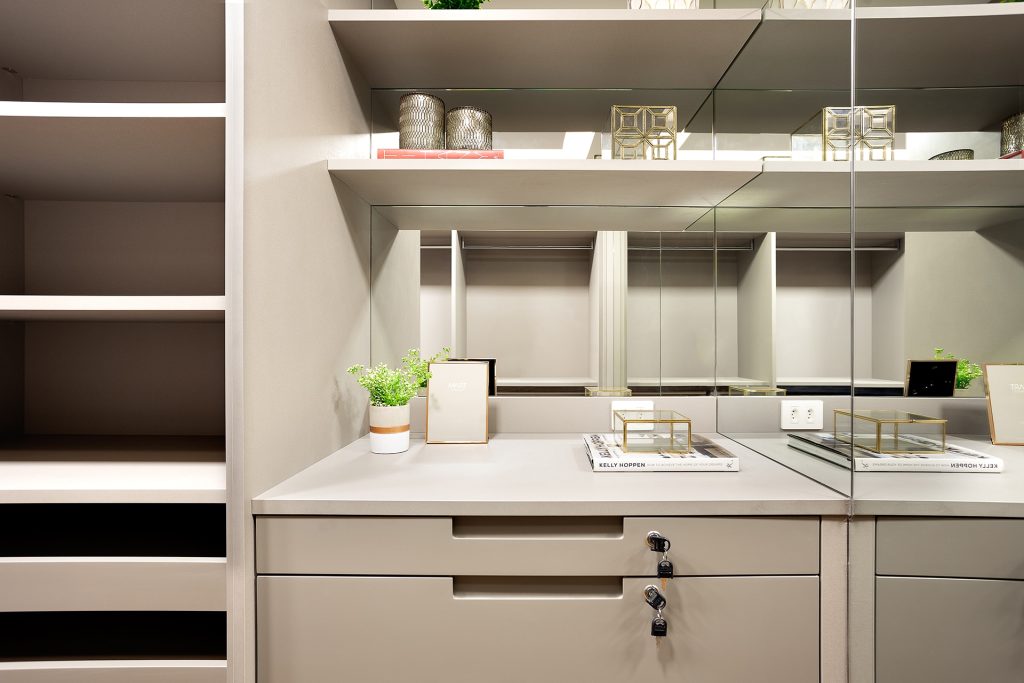 CASA-UNIQUE-APARTAMENTO-REFORMADO-JARDINS-BELA-CINTRA-2060-CLOSET-M-02