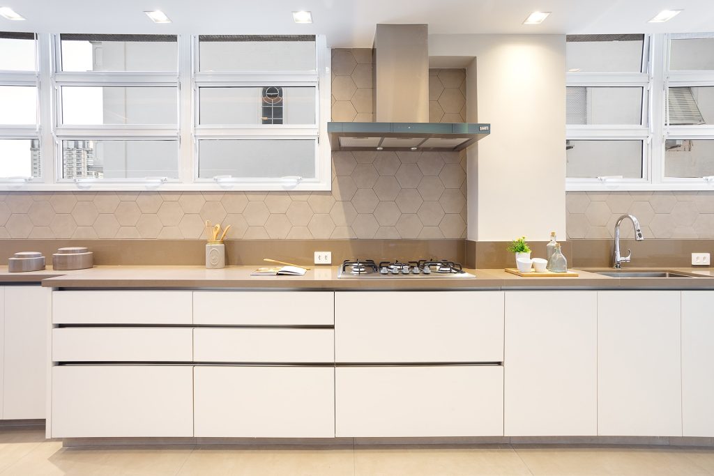 CASA-UNIQUE-APARTAMENTO-REFORMADO-JARDINS-BELA-CINTRA-2060-COZINHA-05