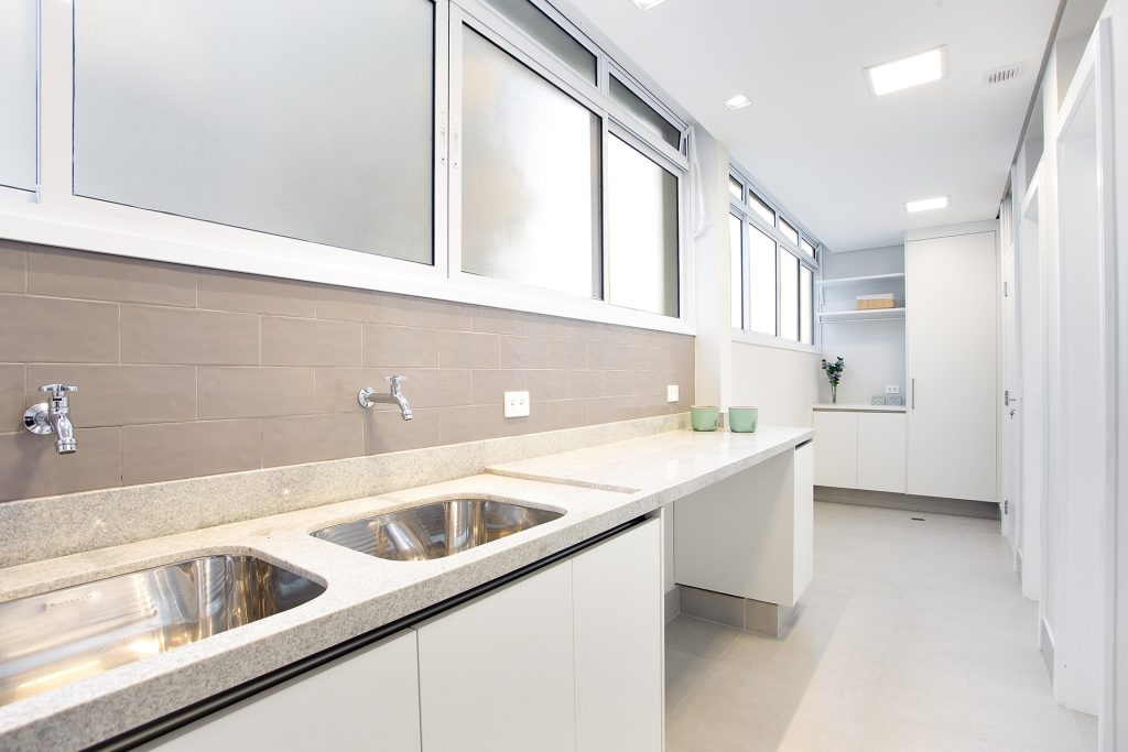 CASA-UNIQUE-APARTAMENTO-REFORMADO-JARDINS-BELA-CINTRA-2060-LAVANDERIA-01